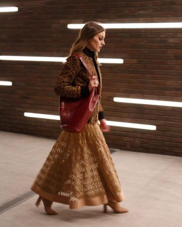 Elena Ghisellini Diana M Bebé usado por Olivia Palermo Instagram Pic enero 13, 2020