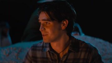 Grey oversized check shirt worn by Jeremy Camp (KJ Apa) in I Still Believe