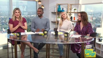 Shoshanna Pre­ston Em­broi­dered Flounce Dress worn by Carissa Loethen on E! News January 14, 2020