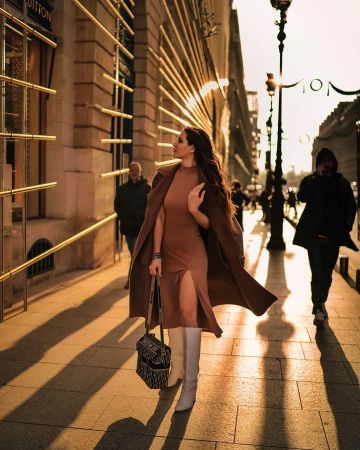 Sac messenger Diorcamp Dior Oblique de Estelle segura sur le compte Instagram de @estelle