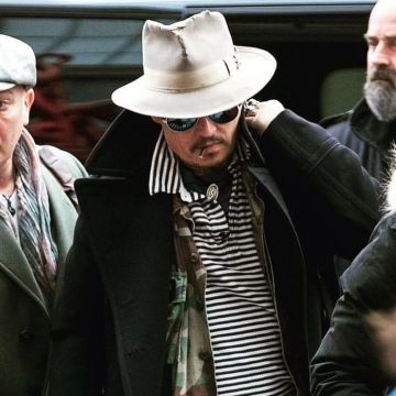 Polo a rayas de algodón usado por Johnny Depp Paris 20 de diciembre de 2019