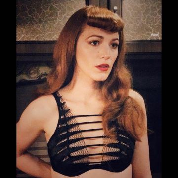 La soutien-gorge de Blake Lively sur le compte Instagram de @blakelively