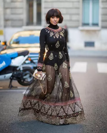 Le sac Dior blanc de Kat Graham sur le compte Instagram de @katgraham