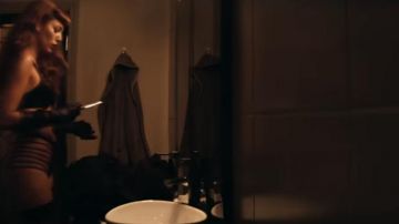 La culotte noire Agent Provocateur de Stephanie Patrick (Blake Lively) dans The Rhythm Section