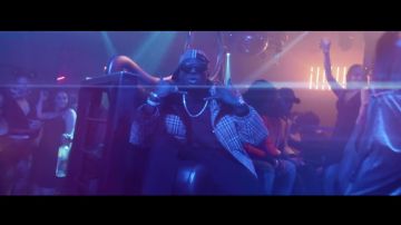 Jacket Burberry of Ninho in Maes - Remote (Clip Official) ft. Ninho