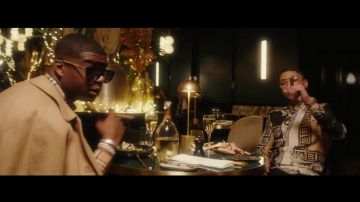 Glasses Burberry of Ninho in Maes - Remote (Clip Official) ft. Ninho