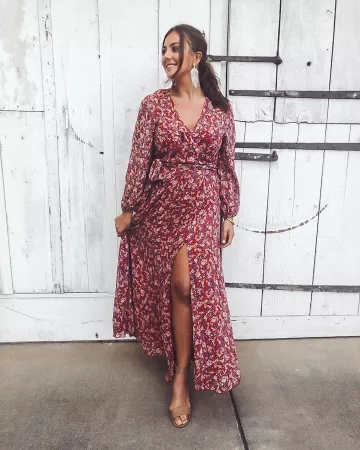 Nicholas Red Blos­som Dress of Caralyn Mirand Koch on the Instagram account @caralynmirand