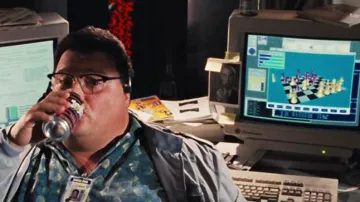 Photo de Oppenheimer sur le bureau de Denis Nedry dans Jurassic Park