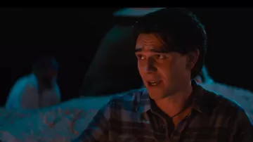 Blue check shirt of Jeremy Camp (KJ Apa) in I Still Believe