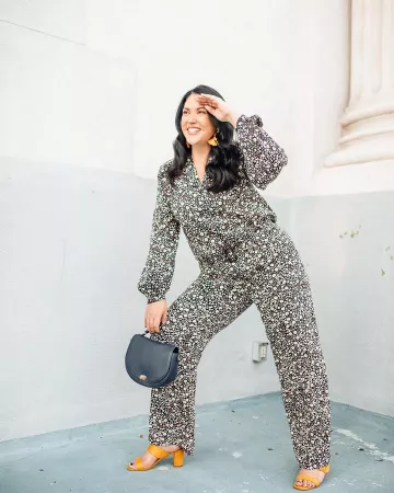 Sac à Main en Cuir de Na­zira Sa­casa sur le compte Instagram de @nazirasacasa