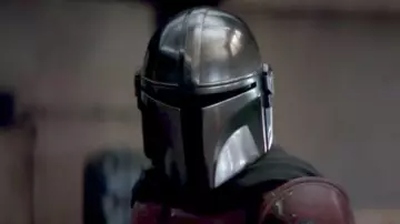 Casque de The Mandalorian (Pedro Pascal) dans The Mandalorian (S01)