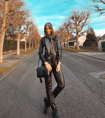 Lou camera bag quilted leather yves saint laurent Julia Paredes on the  account Instagram of @julia_paredes_off