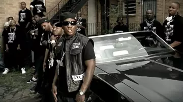 T-shirt noir moulant de Jeezy dans Young Jeezy - Put On (Recession)