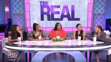 3.1 phillip lim Off-the-Shoul­der Knit Top worn by Jeannie Mai on The Real January 16, 2020