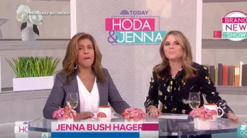 Clara sunwoo Faux Leather Jack­et worn by Hoda Kotb on Today January 18, 2020