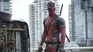 La tenue de Wade Wilson / Deadpool / Voice of Juggernaut (Ryan Reynolds) dans Deadpool 2