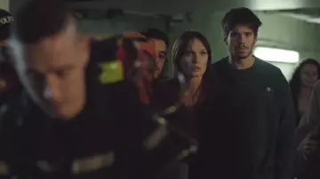 The pullover sweatshirt blue, Champion Rémy Pelletier (François Civil) in Two me