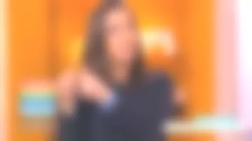 The sweater round neck buttoned shoulder wool navy Blue of Marie Perarnau in The house of the mother the 21.01.2020