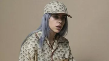 Guc­ci stamp cap worn by Billie Eilish in Billie Eilish - Funny Moments