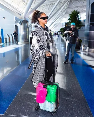 Dior Hooded Anorak Veste portée par Rihanna Aéroport JFK 21 janvier 2020
