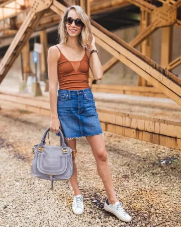 Chloé Leather Bag of Blair Staky on the Instagram account @thefoxandshe