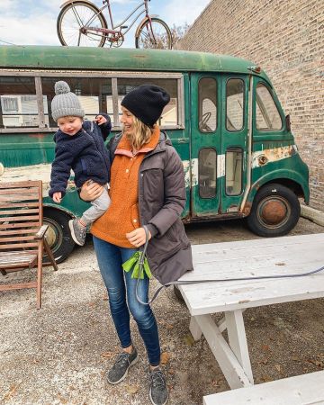 La Farrah Cheville Skinny Jeans de Blair Staky sur l'Instagram account @thefoxandshe