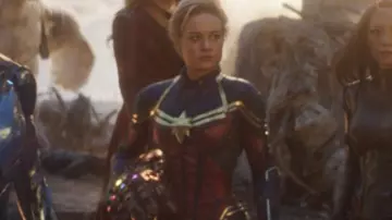 La tenue de Carol Danvers / Captain Marvel (Brie Larson) dans Avengers: Endgame