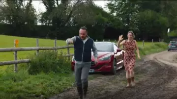 Botte caoutchou green Thierry Levasseur (François-Xavier Demaison) in Normandy Naked
