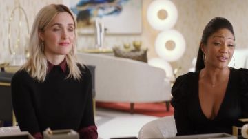 Dress shirt Bordeaux of Mel Carter (Rose Byrne) in Like a Boss