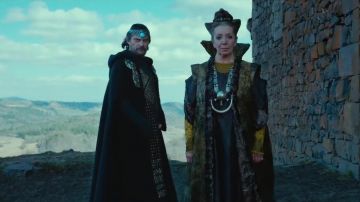 Le bijou de Elias de Kelliwic’h (Bruno Fontaine) dans Kaamelott - Premier Volet