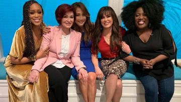 Karen kane Tie-Sleeve Top worn by Sheryl Underwood on The Talk January 21, 2020