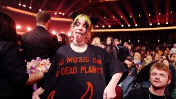 Shirt worn by Billie Eilish in Billie Eilish - Funny Moments