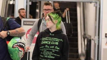 Rick and morty bag worn by Billie Eilish in Billie Eilish - Funny Moments