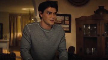 long-sleeved shirt - Grey Jeremy Camp (KJ Apa) in I Still Believe