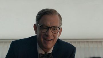 Green jacket costume of Fred Rogers (Tom Hanks) in A friend special