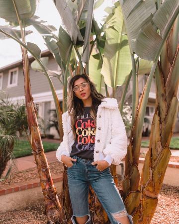 Black Print Top of Jyo on the Instagram account @jyo_shankar