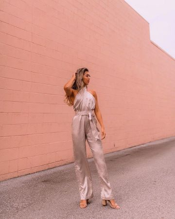 Glen­da Jump­suit of Jyo on the Instagram account @jyo_shankar