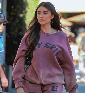 Luv AJ Lucca Hoop Pendientes usados por Madison Beer Beverly Hills enero 23, 2020