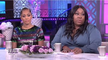 Sanctuary Night Sequin Top usado por Amanda Seales en The Real enero 23, 2020