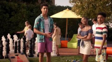 Quiksilver Swim Boardshorts usados por Jack Johnson (Miles Brown) en negro Temporada 6 Episodio 13