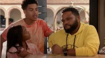 Camiseta Tie Dye usada por Andre Johnson, Jr. (Marcus Scribner) en negro Temporada 6 Episodio 13