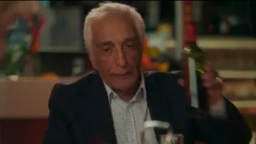 Chaqueta de traje negro de Max (Gérard Darmon) en Tout le monde debout