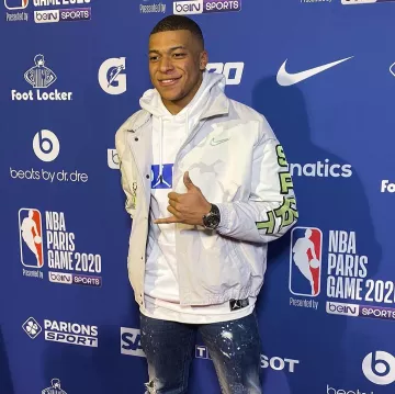 Nike jacket Kilian Mbappe of Kilian mbappe on account on the Instagram of @k. mbappe