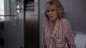 Pajamas worn by Grace Hanson (Jane Fonda) in Grace and Frankie (S06E02)