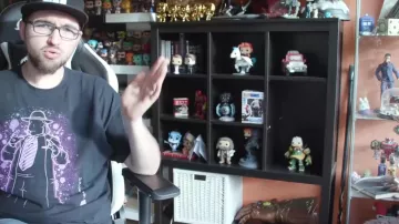 RON WEASLEY's funko pop ON CHESS PIECE en LinksTheSun's HARRY POTTER en TLC Predicciones: Mesas, Escaleras, Sillas 2019