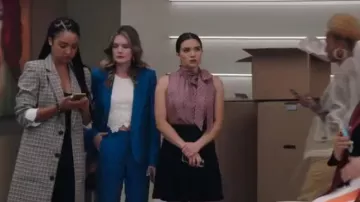 Blue Suit Blaz­er worn by Sutton Brady (Meghann Fahy) in The Bold Type Season 4 Episode 1