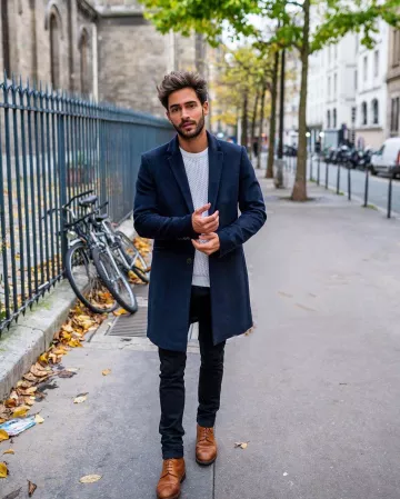 The blue mantle of Raphael Spezzotto-Simacourbe on the account Instagram of @rsimacourbe