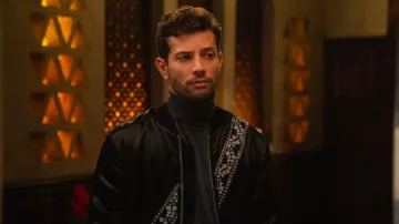 Blouson noir de Sam Jones (Rafael de la Fuente) dans Dynastie (S03E10)