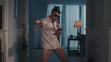 White button down shirt of Nick Jonas in Jonas Brothers - What A Man Gotta Do (Official Video)