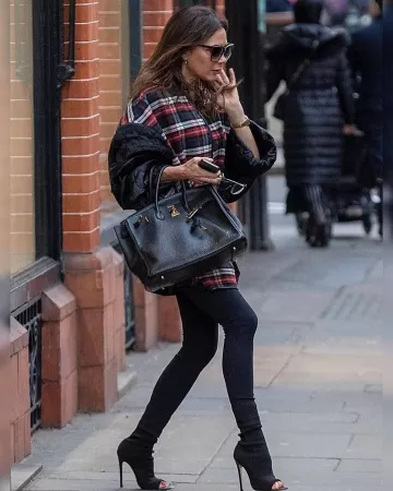 Hermès Birkin Baby Togo Oro usado por Victoria Beckham Chelsea 23 de enero de 2020
